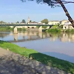 Location De Vacances Semesterbostad Port-Sainte-Foy-et-Ponchapt